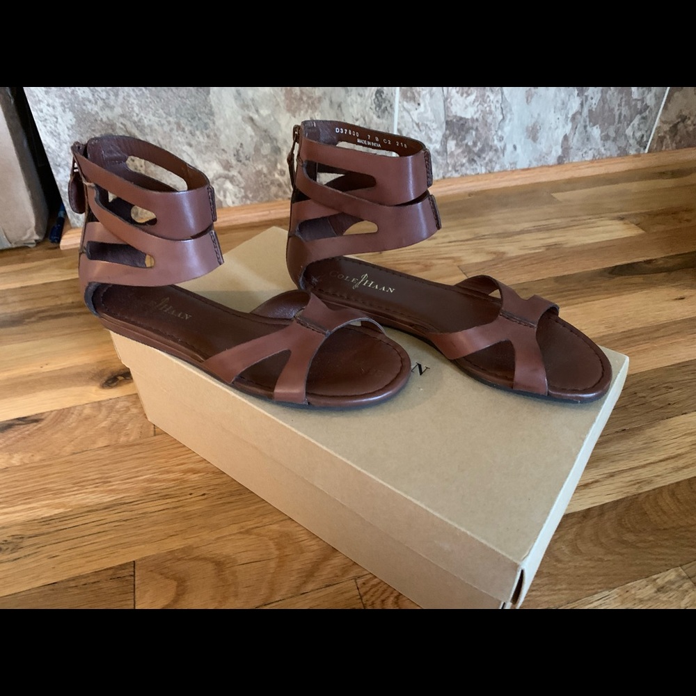 Cole Haan Kimy Flat Leather Sandal  NIB 7